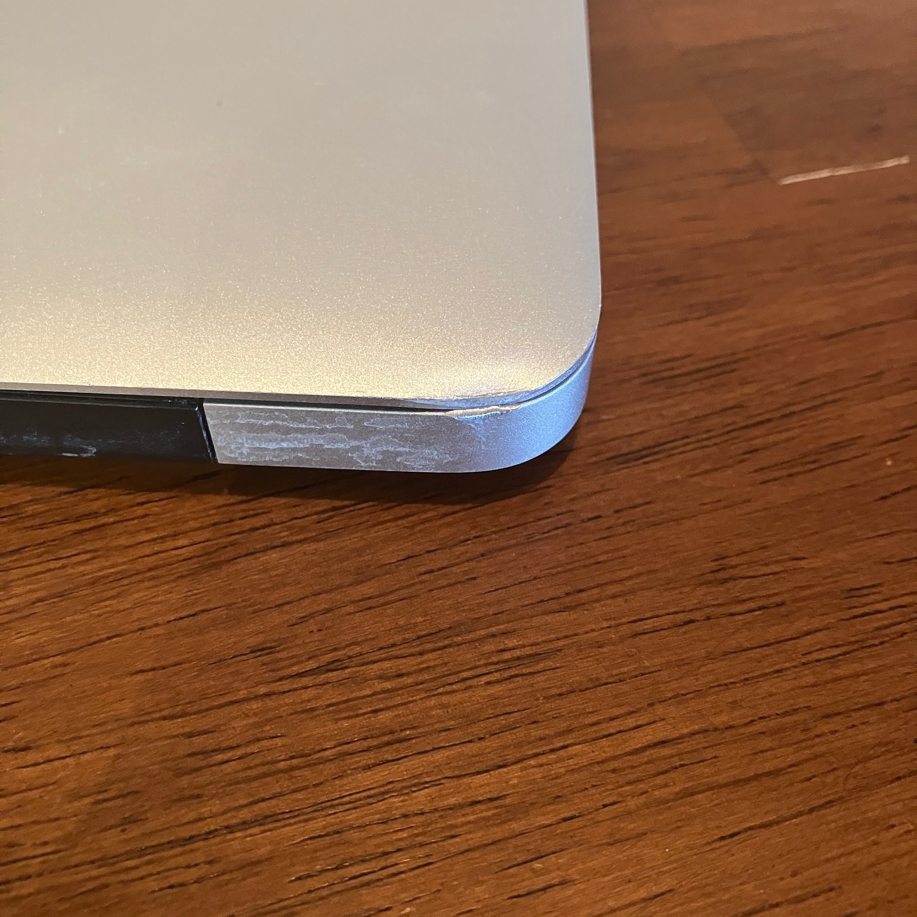 Dent in the 2012 MacBook Air